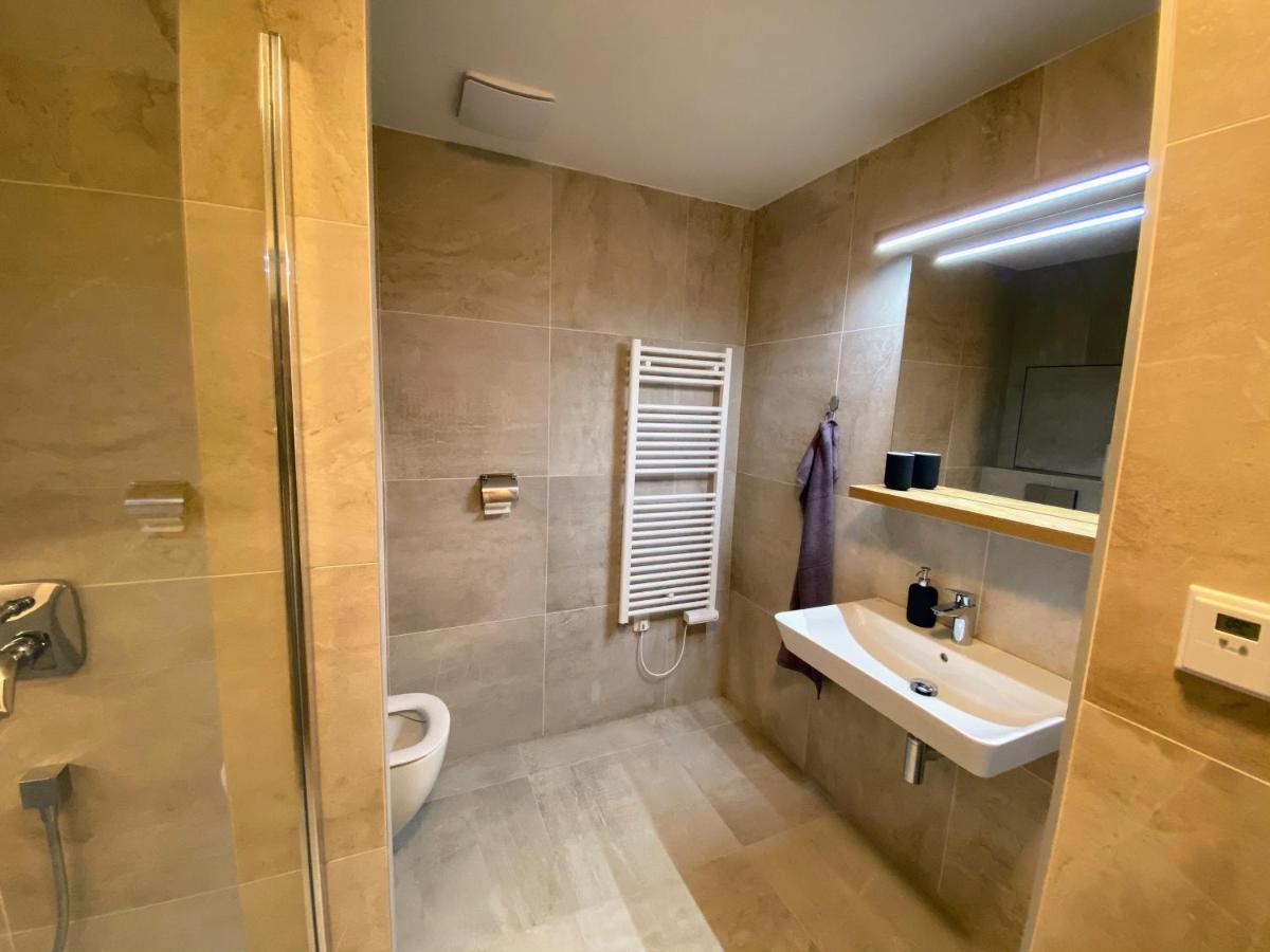 Ubytovani Polansky Dvur Velké Karlovice Exteriör bild
